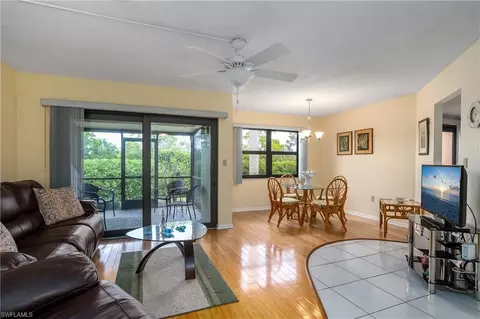 1508 Apt 5 Mainsail Dr #3 A, Naples, FL 34114