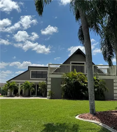 430 SW 43rd Ter, Cape Coral, FL 33914
