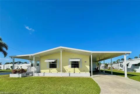 872 Moonlight Dr, North Fort Myers, FL 33917