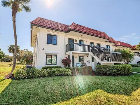 4306 27th Ct SW #201, Naples, FL 34116