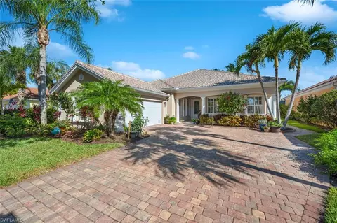 8047 Wilfredo Ct, Naples, FL 34114