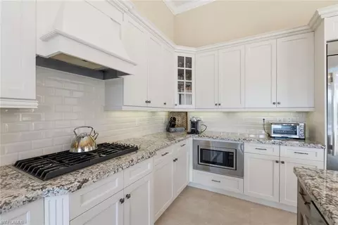 Kitchen - 2149 Asti Ct, Naples, FL 34105 photo 2 of 4
