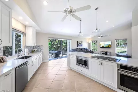 940 Sycamore Ct, Marco Island, FL 34145