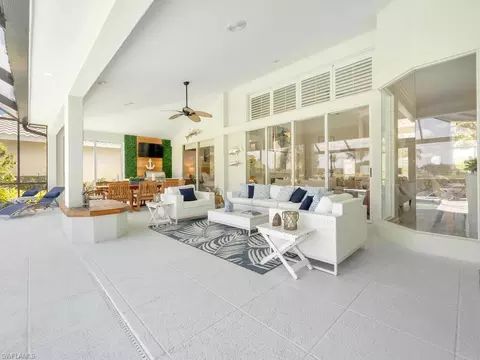 Exterior - 224 Silverado Dr, Naples, FL 34119 photo 4 of 9