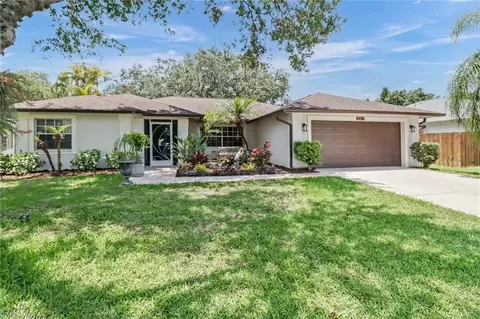 3211 Ruby Red Dr, Naples, FL 34120
