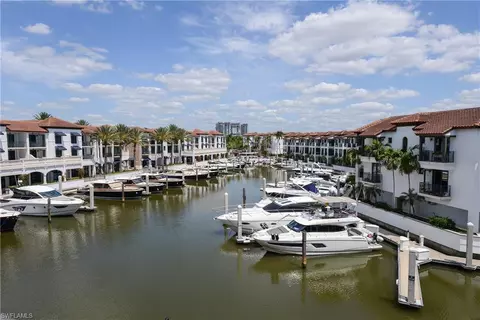 1490 5th Ave S #1-303, Naples, FL 34102