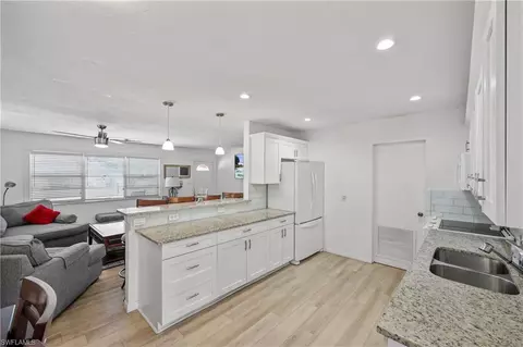 Kitchen - 3520 Okeechobee St, Naples, FL 34112 photo 5 of 6
