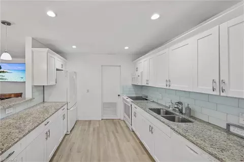 Kitchen - 3520 Okeechobee St, Naples, FL 34112 photo 2 of 6