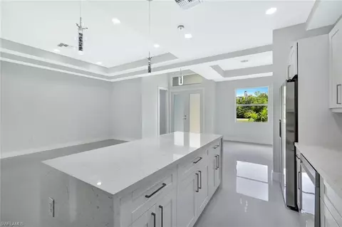 4576 68th Ave NE, Naples, FL 34120 photo 3