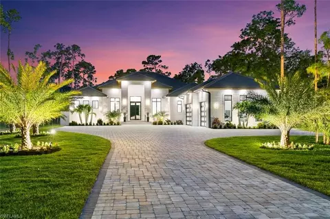 6170 Bur Oaks Ln, Naples, FL 34119