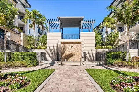 1135 3rd Ave S #306, Naples, FL 34102