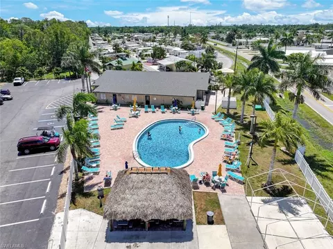 11 Muleshoe, Naples, FL 34113 photo 4