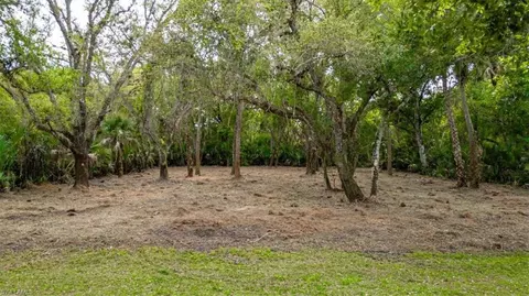 March Ln, Labelle, FL 33935 photo 2