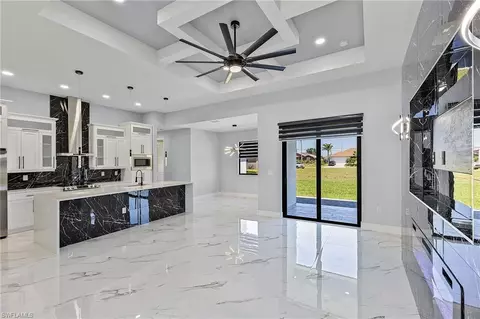 115 NW 6th St, Cape Coral, FL 33993