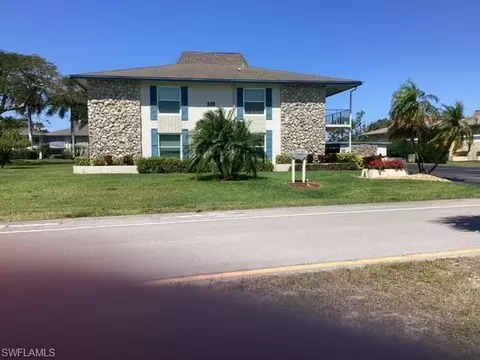 325 Charlemagne Blvd #B109, Naples, FL 34112