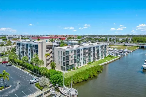 807 River Point Dr #105D, Naples, FL 34102