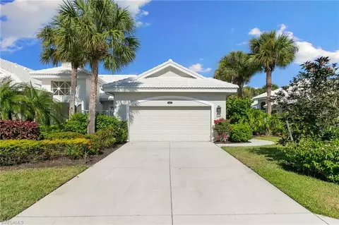 4521 Cardinal Cove Ln #5, Naples, FL 34114