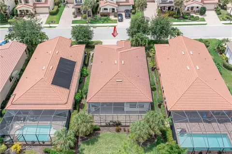 View/Area - 1241 Manado Dr, Naples, FL 34113 photo 2 of 12