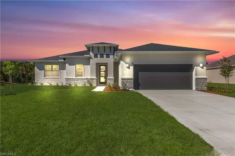 220 NW 4th Ave, Cape Coral, FL 33993
