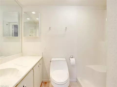 Bath - 3476 Balboa Cir E, Naples, FL 34105 photo 1 of 2