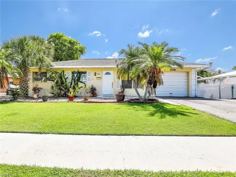 3476 Balboa Cir E, Naples, FL 34105