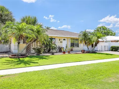 Exterior - 3476 Balboa Cir E, Naples, FL 34105 photo 4 of 9