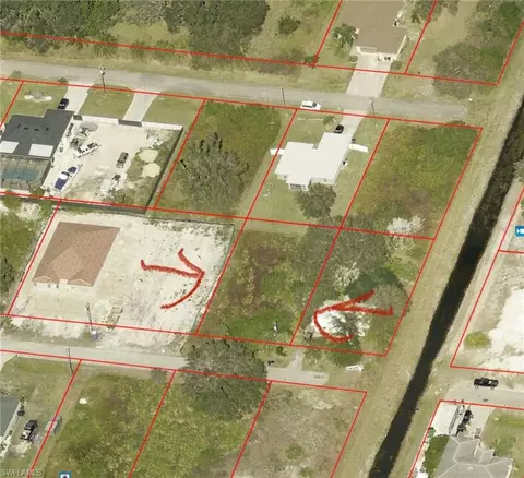 3902 39th St SW, Lehigh Acres, FL 33976
