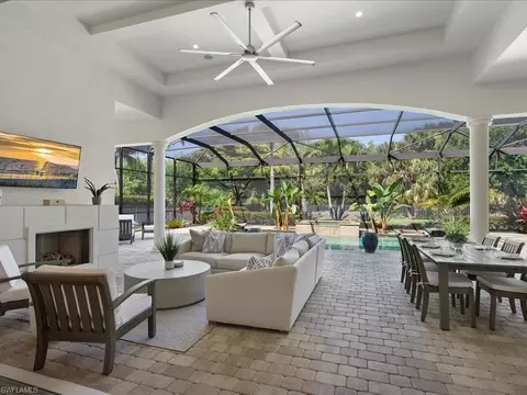 Living - 4249 Deephaven Ln, Naples, FL 34119 photo 3 of 4