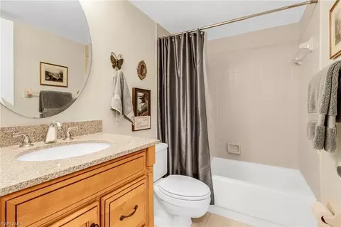 Bath - 4310 Chantelle Dr #E201, Naples, FL 34112 photo 3 of 3