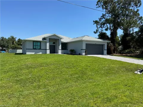 3910 39th St SW, Lehigh Acres, FL 33976