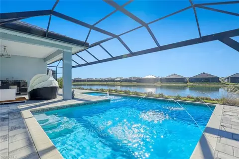 14327 Laguna Springs Ln, Naples, FL 34114