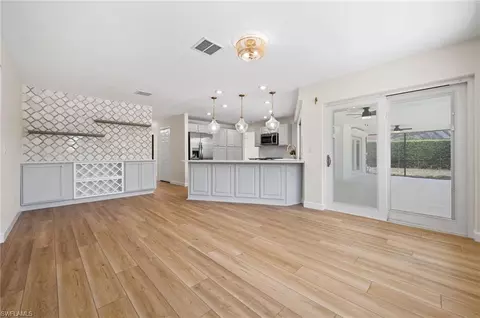 142 Pinehurst Cir, Naples, FL 34113 photo 18