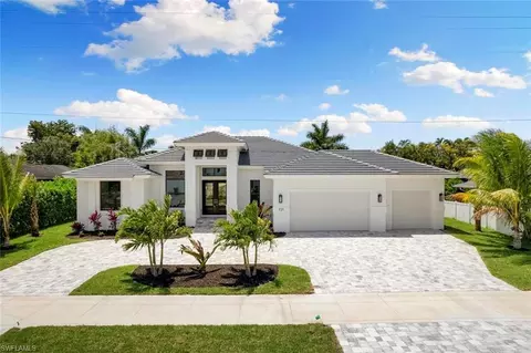 731 Tigertail Ct, Marco Island, FL 34145