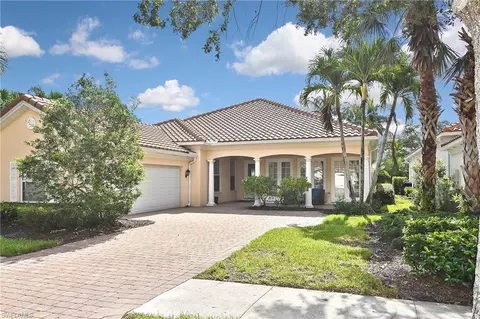 3104 Dominica Way, Naples, FL 34119