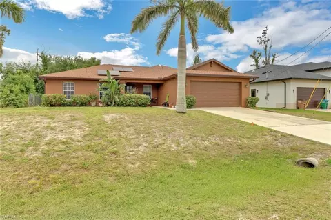 712 SW 1st St, Cape Coral, FL 33991