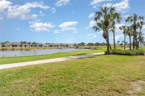 16351 Kelly Woods Dr #170, Fort Myers, FL 33908