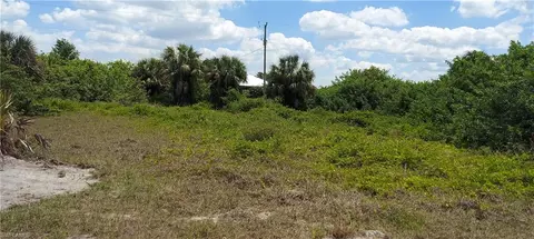 432 Piper Ave, Lehigh Acres, FL 33974