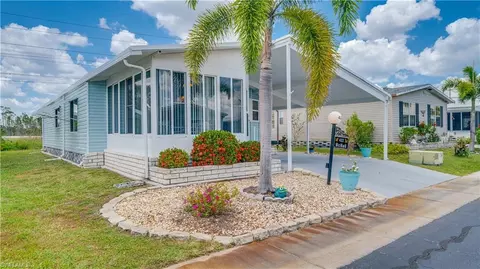 422 Horizon Dr, North Fort Myers, FL 33903