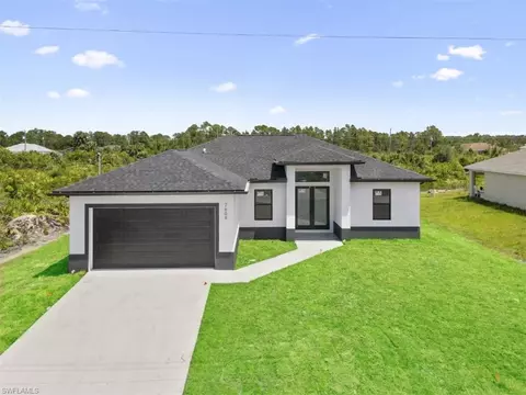 2608 25th St W, Lehigh Acres, FL 33971