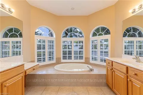 3732 Ashley Ct, Naples, FL 34116 photo 13