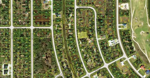 7064 Manniz Rd, Port Charlotte, FL 33981