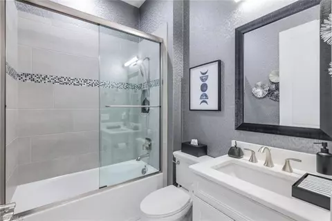 Bath - 8935 Cappello Ct, Naples, FL 34119 photo 3 of 4