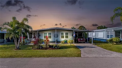 26049 Princess Ln, Bonita Springs, FL 34135