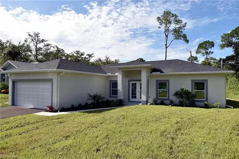 2622 20th Ave NE, Naples, FL 34120