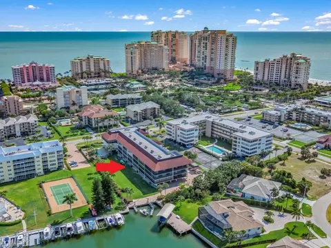 961 Swallow Ave #304, Marco Island, FL 34145