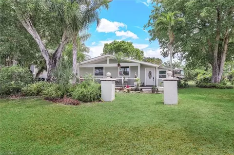 138 3rd St, Naples, FL 34113 photo 27