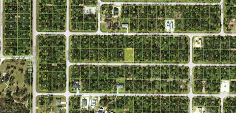 17092 Johns Ave, Port Charlotte, FL 33948