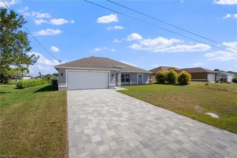 1015 NW 8th Ter, Cape Coral, FL 33993