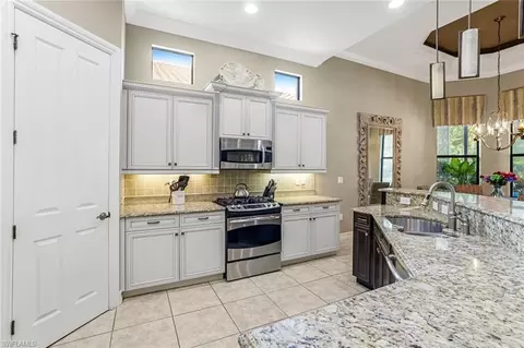 6247 Brunello Ln, Naples, FL 34113 photo 8