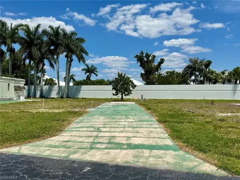 60 Poplar Pl, Fort Myers, FL 33908